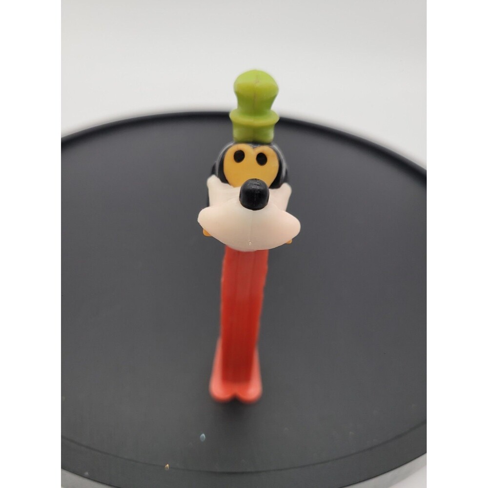 Vintage 1980s Yugoslavia Disney Goofy PEZ Red Dispenser with Feet & Green Hat